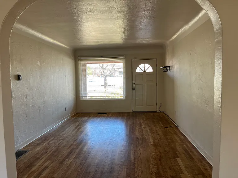 501 Carlisle Blvd SE — Photo 19