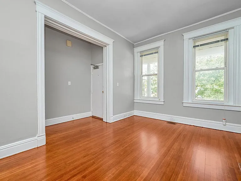 2215 W Grace St #1 — Photo 6