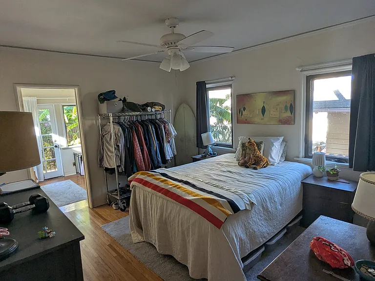 Main Sleeping Area of the Room to Rent