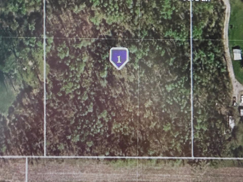 2nd image of 1415 183rd Ln