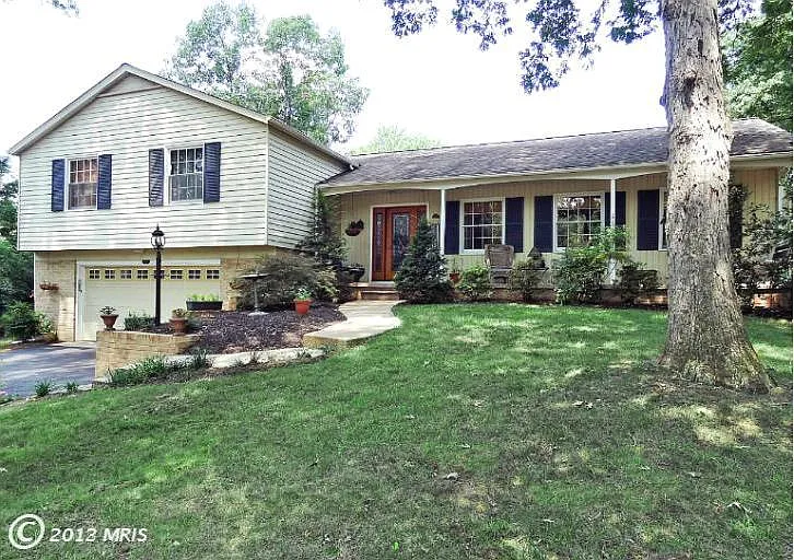 380 Grinstead Rd photo 1