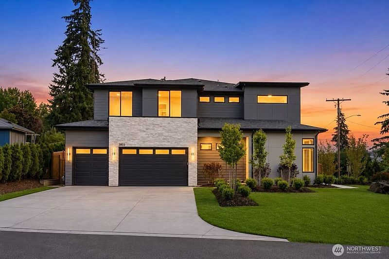2nd image of 3803 SE 155th Avenue