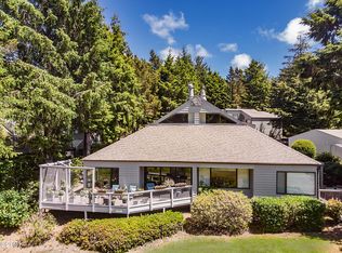 600 Island Dr #11, Lincoln City, OR
