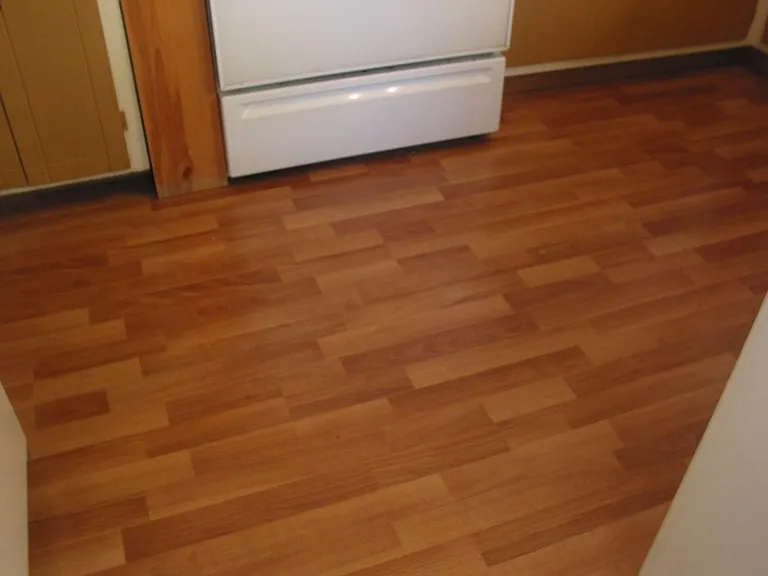 Lakewood Dr — Photo 9