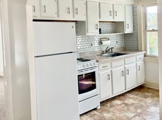 34 Yale Pl FLOOR 2, Lynbrook, NY 11563