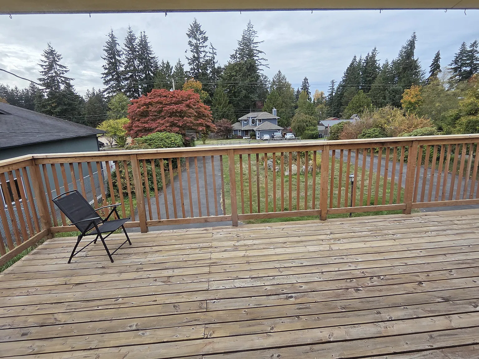 5 bed, 2342 sqft, $3,895 — Photo 2