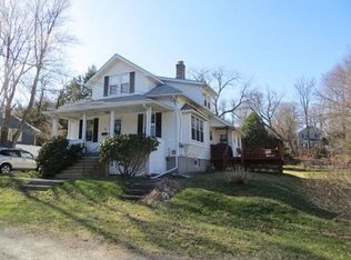 26 Caspar St, Worcester, MA 01604