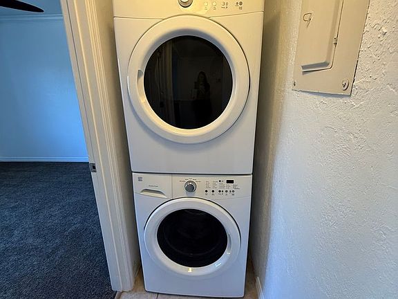 3rd image of 633 S Palmetto Ave APT 301