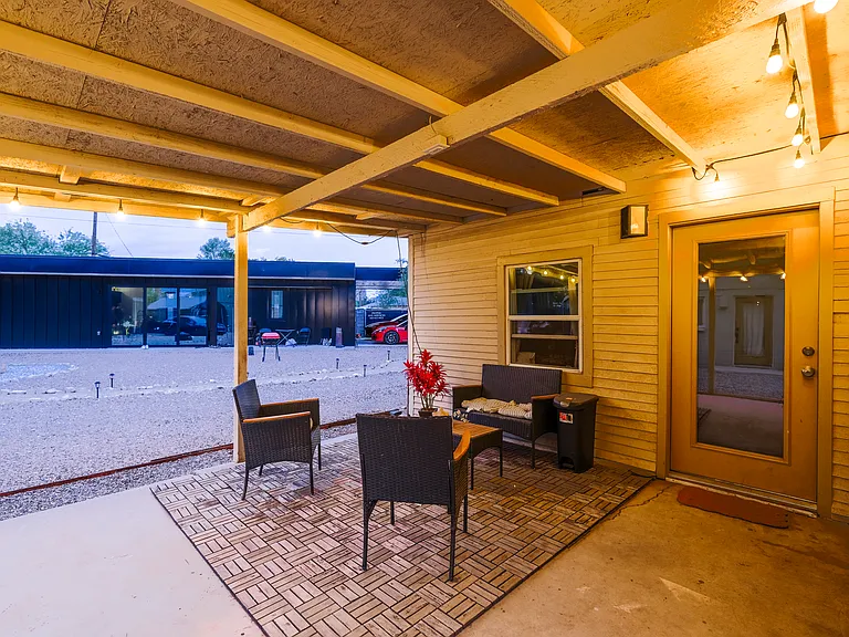 3805 N 9th St — Photo 44