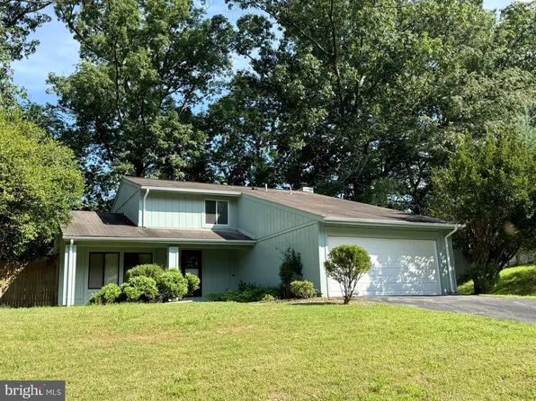 14713 Flints Grove Pl, Gaithersburg, MD 20878