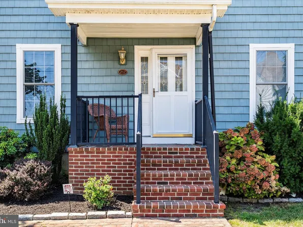 262 Evergreen Dr, Bayville, NJ 08721