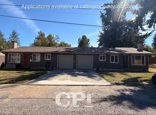 120 Dillon Dr APT A, Kelso, WA 98626