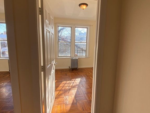 2nd image of 23-32 28th St #2F