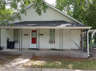 214 S Wald Ave, Independence, KS 67301