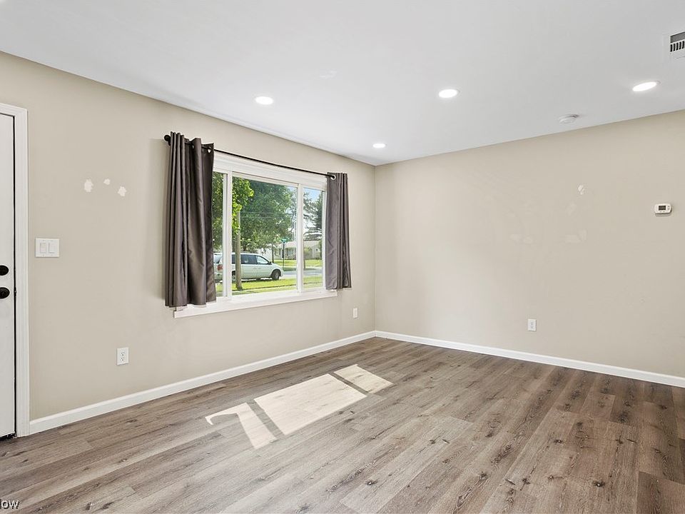 610 Penfield Ave, Elyria, OH 44035 MLS 4478879 Zillow