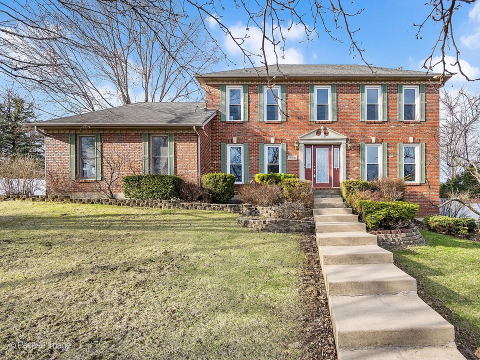 1st image of 586 Daniels St