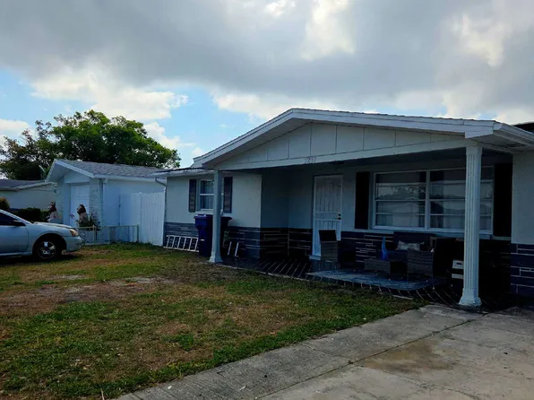 5232 Sparrow Dr, Holiday, FL 34690