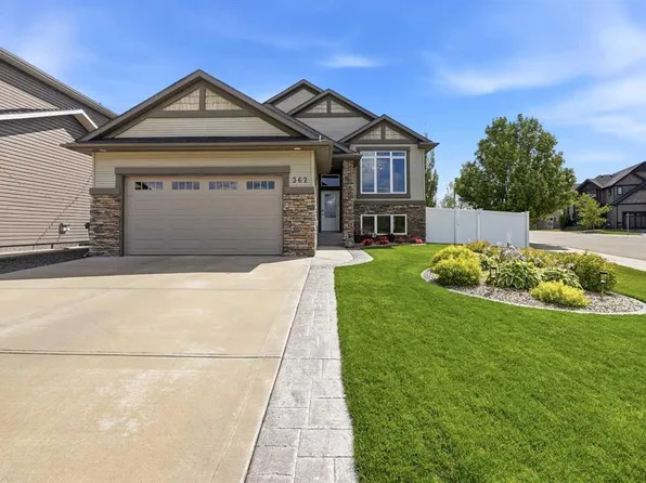 362 W Webster Dr, Red Deer, AB T4N 1E2