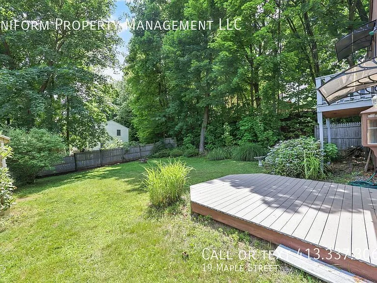 19 Maple St — Photo 6