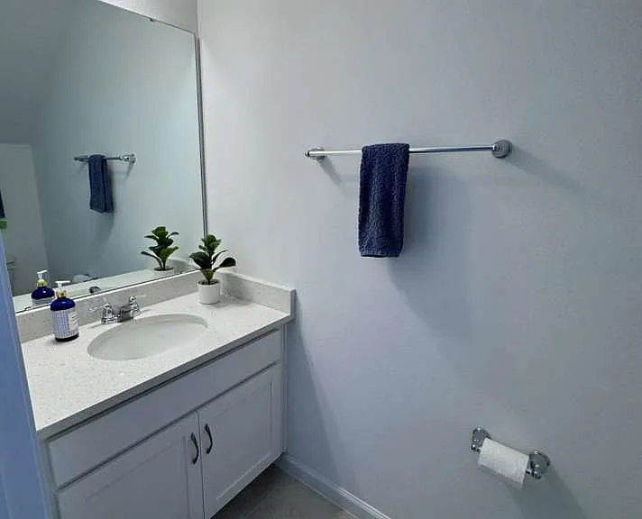 4450 Davos Dr — Photo 19