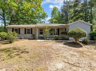 1106 Mohawk Ave, Fayetteville, NC 28303