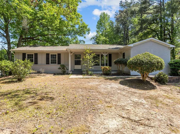 1106 Mohawk Ave, Fayetteville, NC 28303