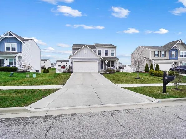 1535 Dickson Dr, Marysville, OH 43040
