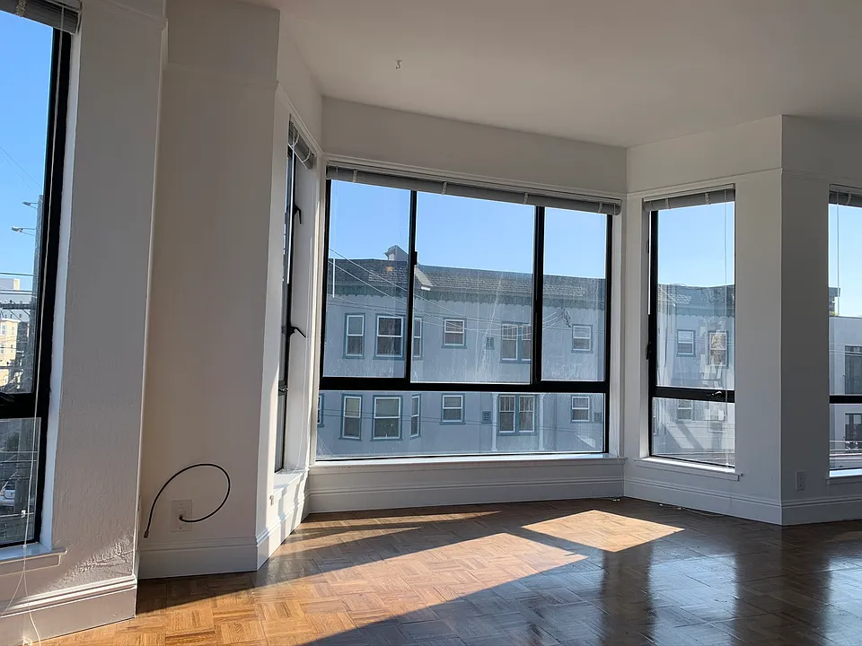 211 27th Ave #101