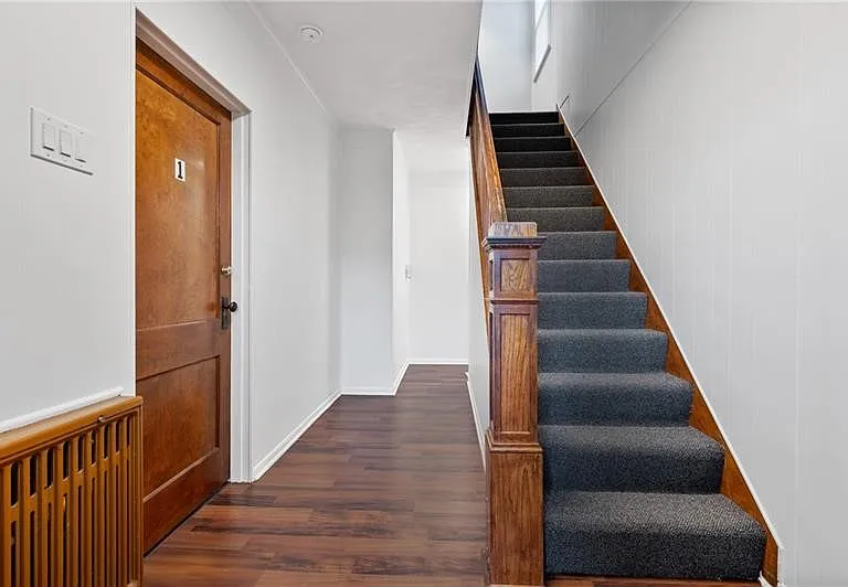 321 Center St #1 — Photo 3