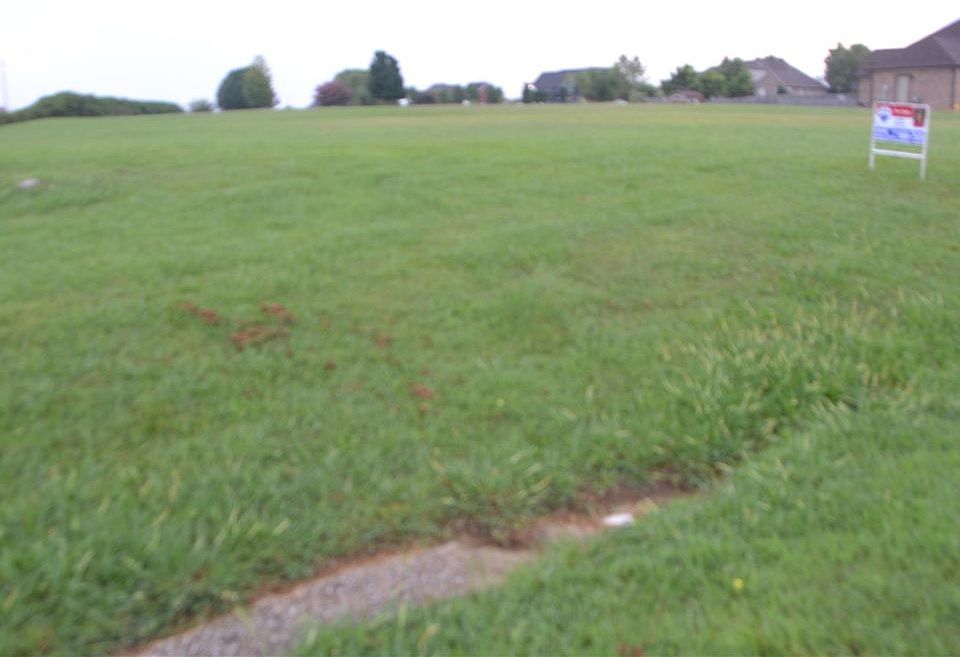 1st image of 13 Country Oak Dr