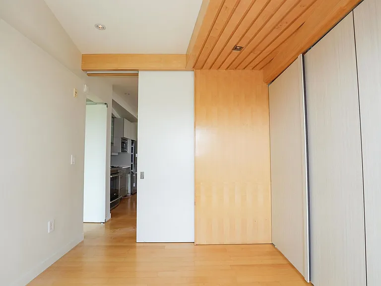 300 Waterfront Dr #502 — Photo 13