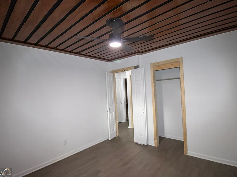 20 E Jones Ave — Photo 10