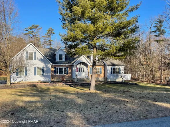 1907 Kyle Dr, Stroudsburg, PA 18360