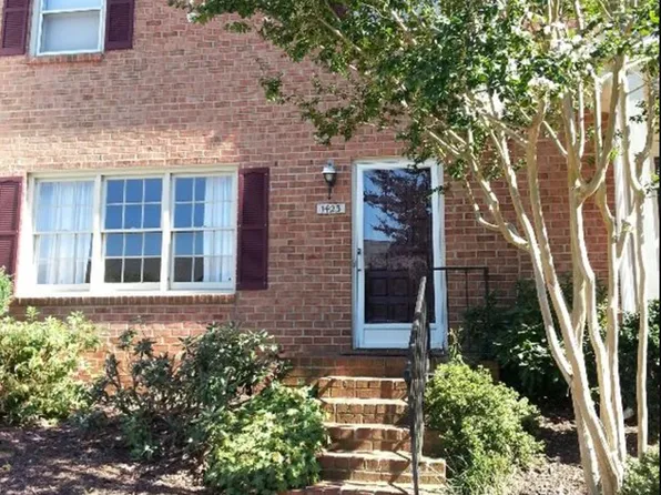 1423 Tunbridge Rd, Lynchburg, VA 24501