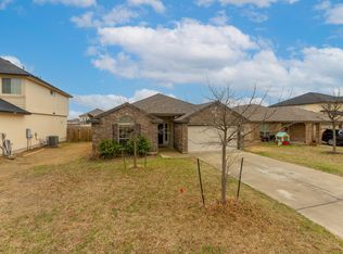 500 Obsidian Ln, Jarrell, TX 76537