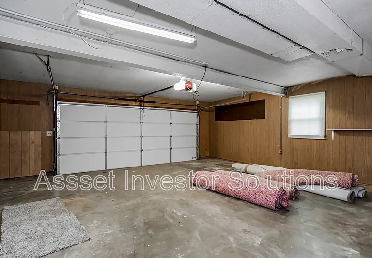 9109 Goddard St — Photo 35