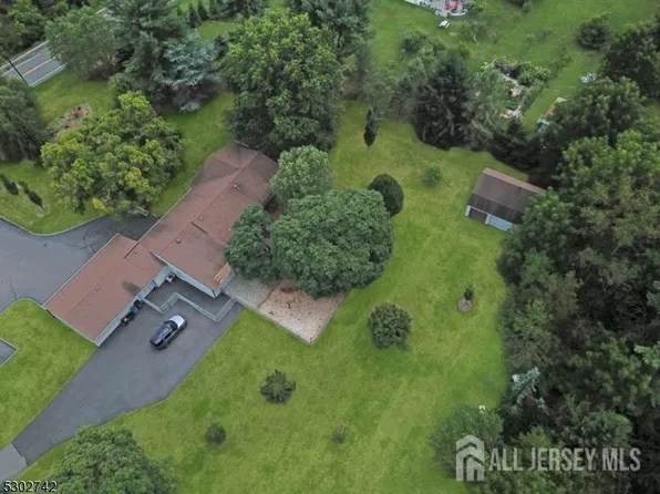 1025 523rd Rte, Flemington, NJ 08822