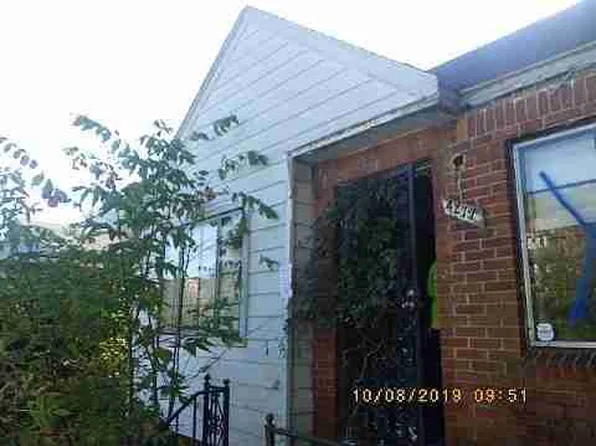 4277 Tuxedo St, Detroit, MI 48204