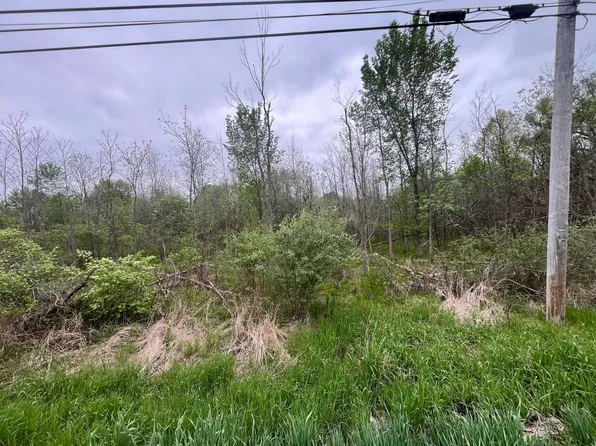 5680 Thompson Rd, Clarence, NY 14032