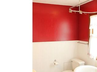 2135 Briarhill Dr, Lansing, MI 48917