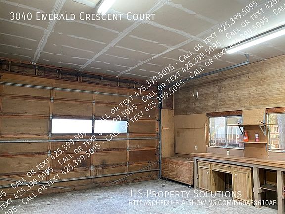 5th image of 3040 Emerald Crescent Ct