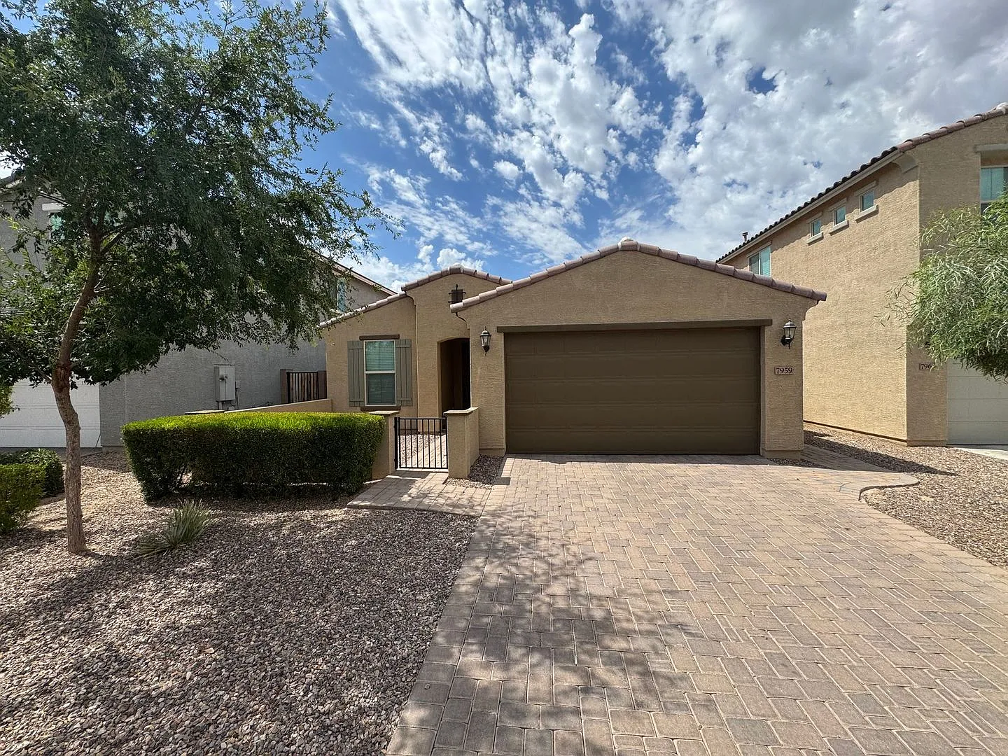 4 Bedroom - 2 Bath - 1760 Sq. Ft - Beautiful New Built Home - Glendale — Photo 1