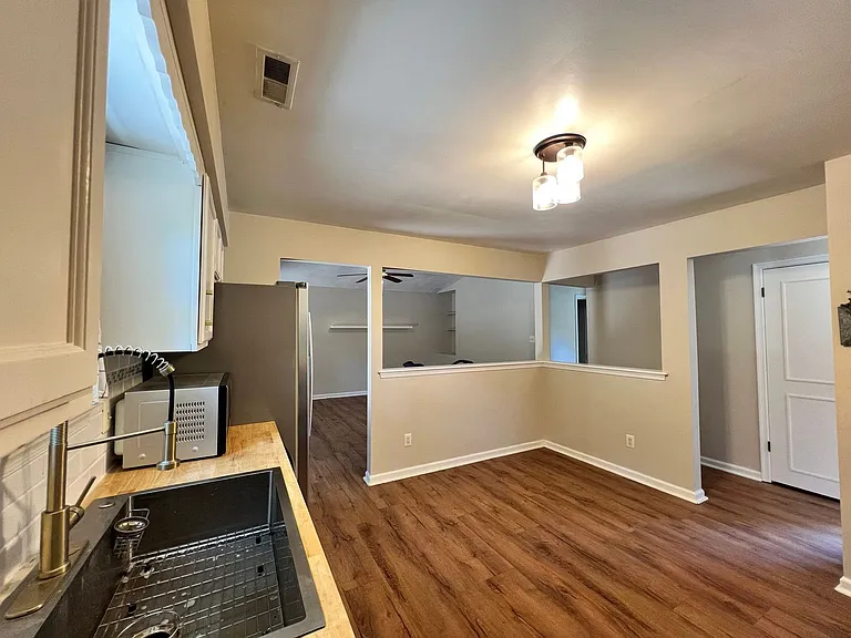 1594 Hummingbird Ln — Photo 8