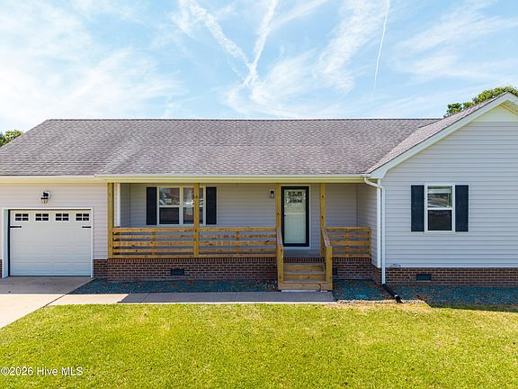 3rd image of 107 Charlene Drive