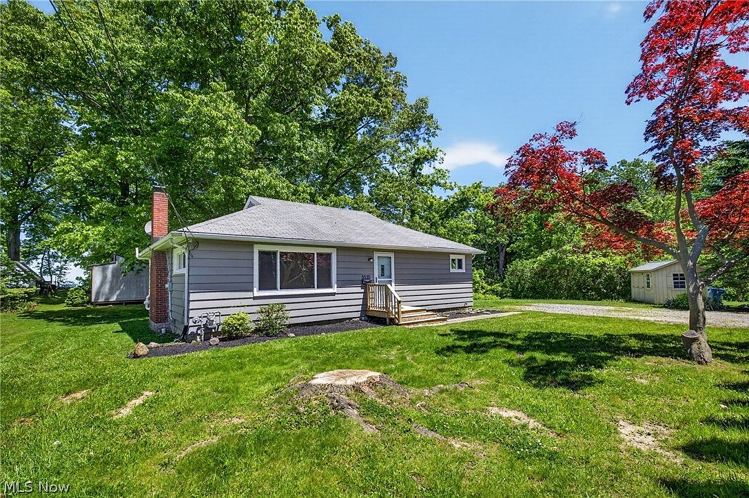 5535 Chestnut St, Mentor On The Lake, OH 44060 | Zillow