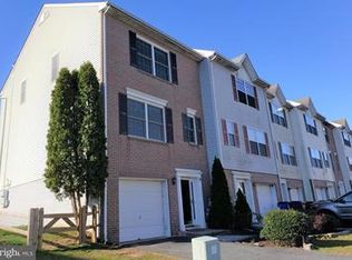 69 Highland Cir, Newark, DE 19713