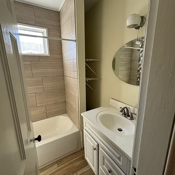 122 Elm St #D — Photo 11