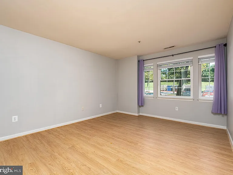 8360 Montgomery Run Rd NW #D — Photo 7