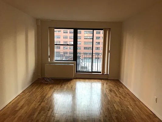 Rented by Avenues Real Estate | media 5