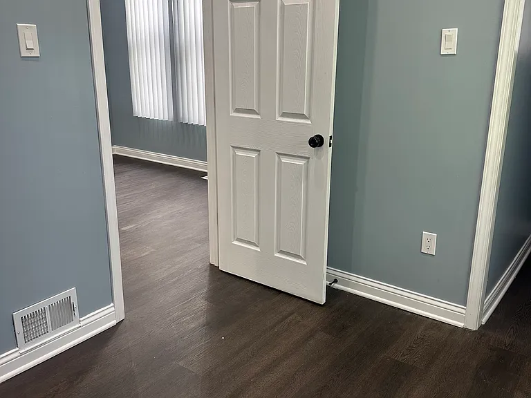 5313 S May St — Photo 9